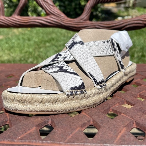 💋NWT Marc fisher snake embossed leather & rope buckle sandal - Picture 7 of 13